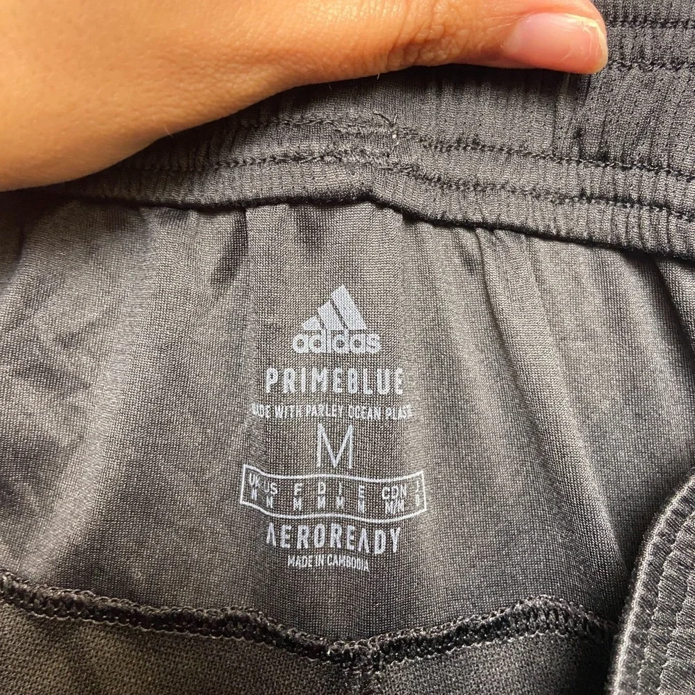 Adidas Primeblue Aeroready Basketball Shorts Mens M Black Striped Elastic Waist